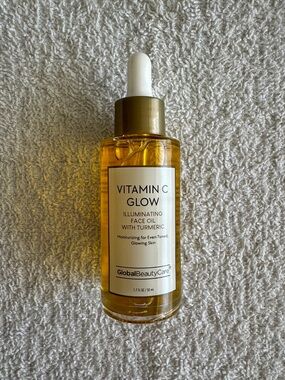Global Beauty Care Vitamin C Glow Illuminating Face Oil with Turmeric